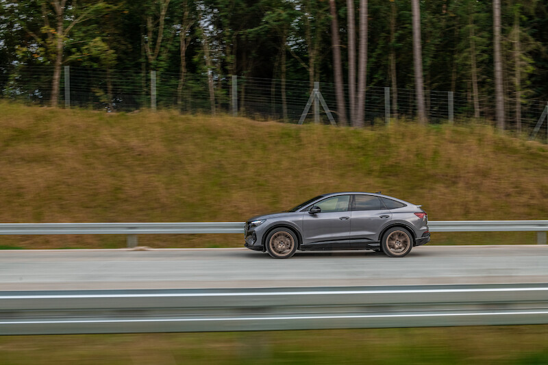 Audi Q4 Sportback e-tron - motion